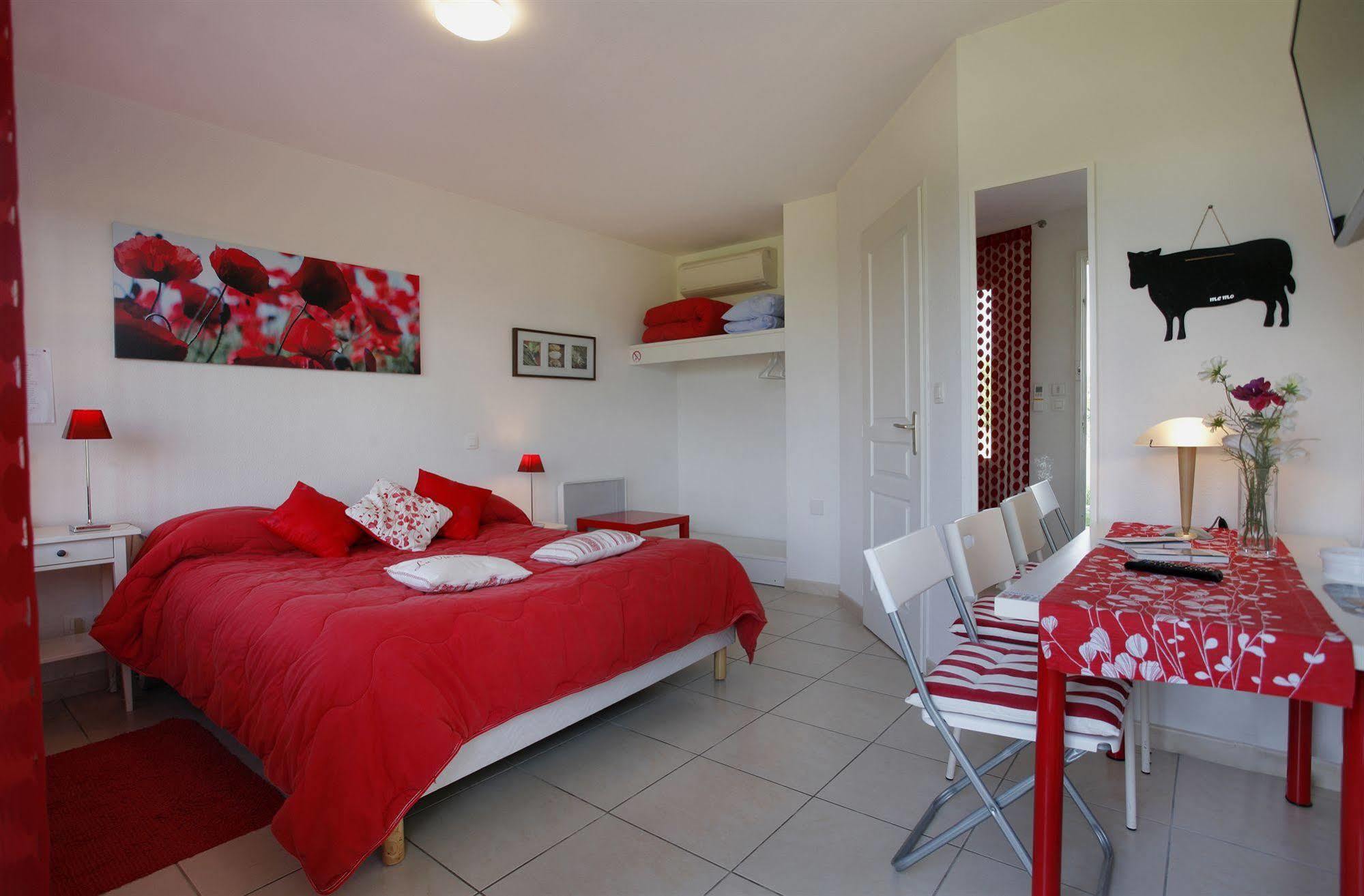 Logis Hotel Corintel Bordeaux Est 苔丝 外观 照片