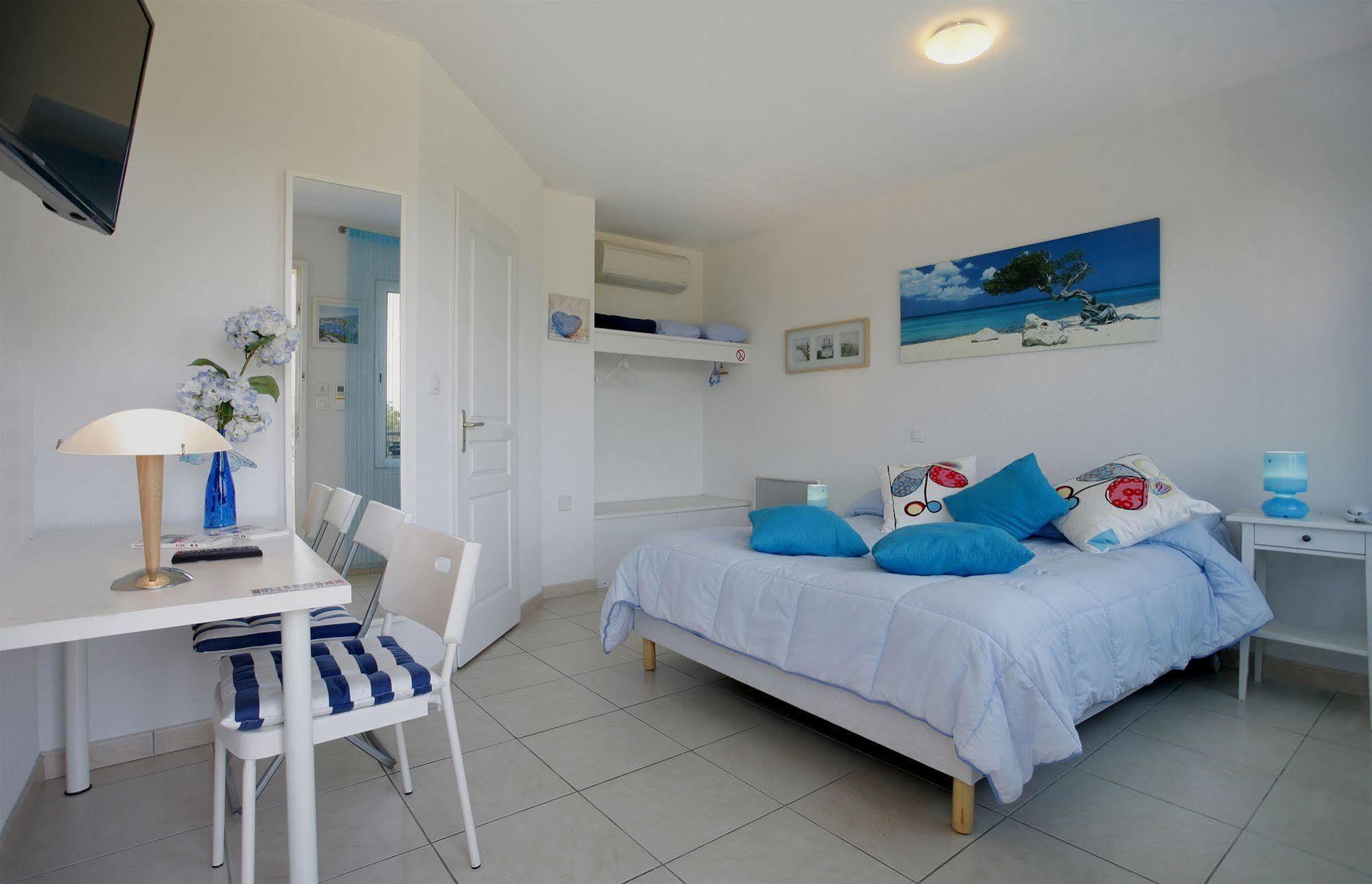 Logis Hotel Corintel Bordeaux Est 苔丝 外观 照片
